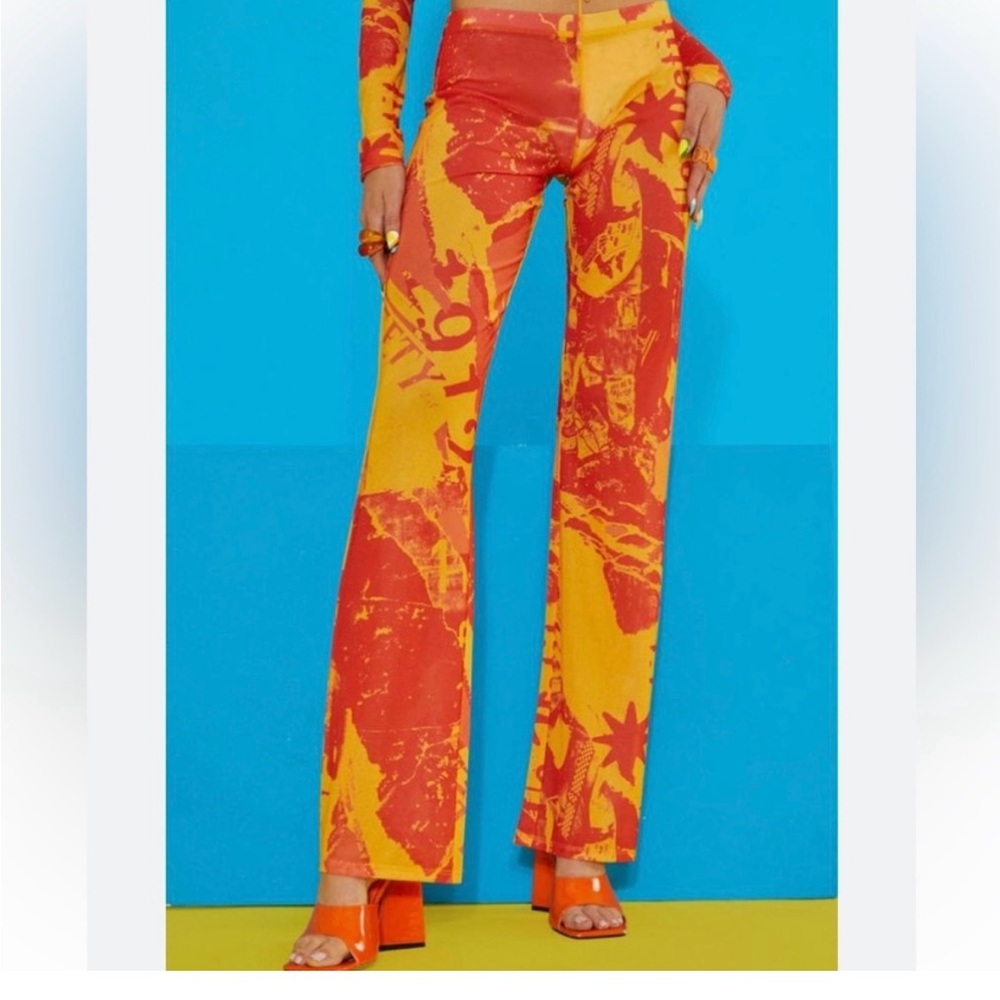 NWT JADED London Size UK4 magazine print trousers